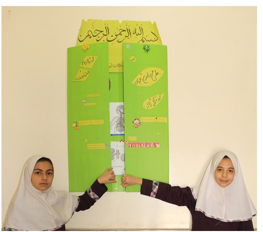 آلبوم تصاویر اولین مرحله نشریه های دیواری 62 مدرسه قزوین (طرح همشاگردی سلام ،سلامت باشید)1394 - 1